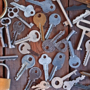 Twenty-Four Hours Locksmith Lock Service